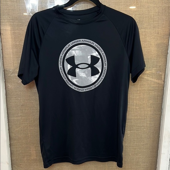 Under Armour Black Tee with Silver Logo - Picture 1 of 4